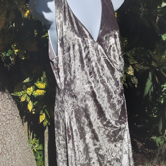 Calvin Klein Iced Silver Crushed Velvet Evening Gown sz 12 - Picture 6 of 10